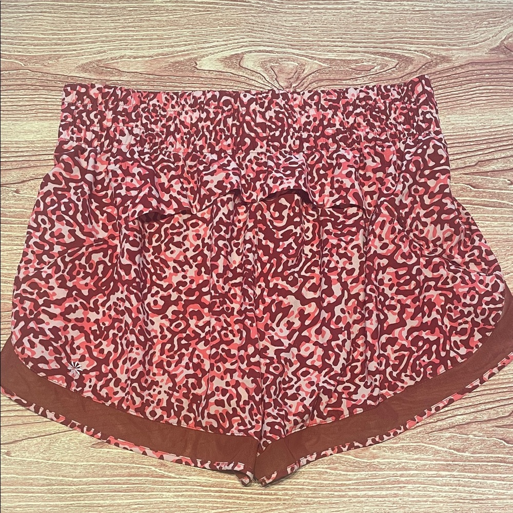 Athleta Mesh Racer Run High Rise 3" Short with Zip Pocket - Picture 2 of 11